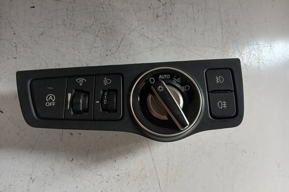 HYUNDAI I40 WŁĄCZNIK ŚWIATEŁ 93300-3Z970