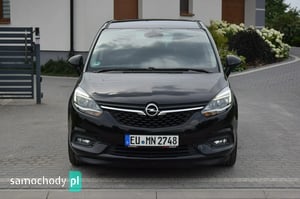 Opel Zafira Minivan 2017