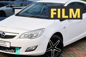 Opel Astra Hatchback 2011