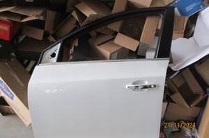 CHEVROLET CRUZE KOMBI DRZWI PRZÓD PRAWE/LEWE GAZ