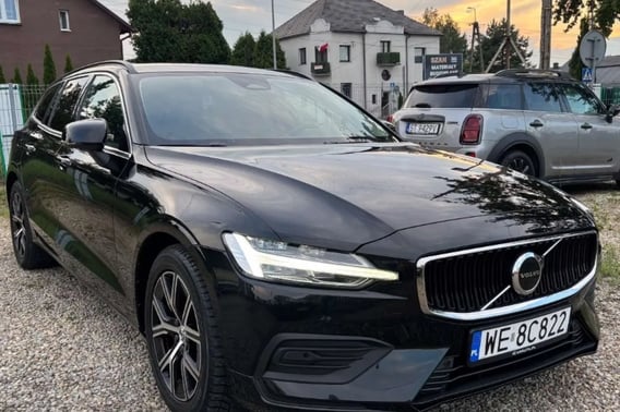 Volvo V60 Kombi 2023