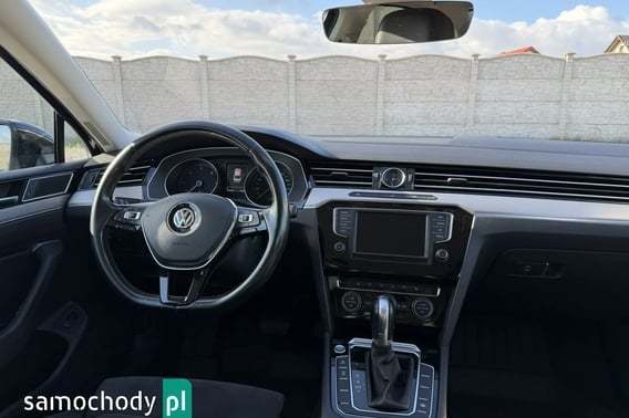 Volkswagen Passat Sedan 2016