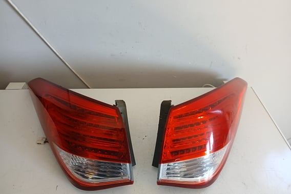 HYUNDAI I40 SEDAN/HB LAMPA TYŁ P/L 92402-3Z3/92401-3Z3