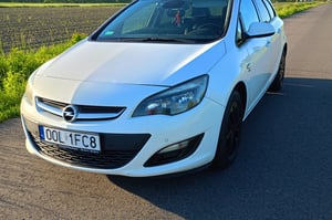 Opel Astra Kombi 2013