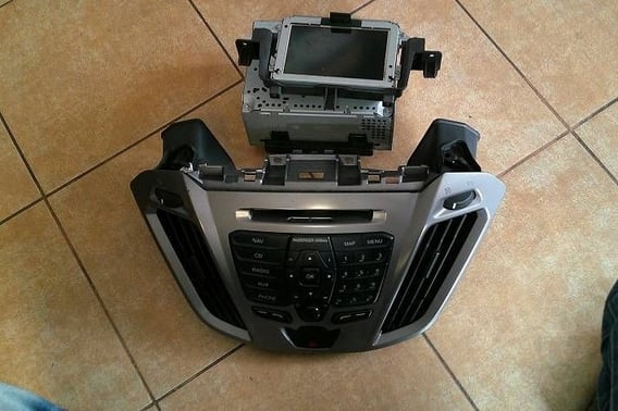 FORD TRANSIT CUSTOM RADIO CD/DVD/GPS F1BT-18C815-HH
