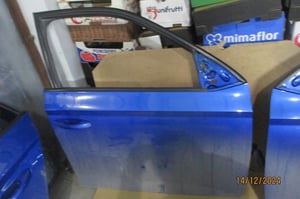 SKODA FABIA III KOMBI DRZWI PRZÓD/TYŁ PRAWE K4K4 9463