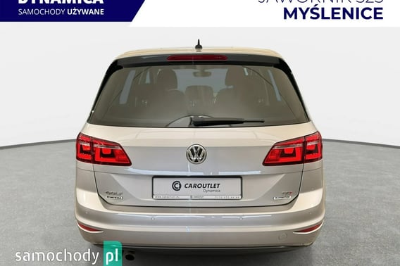 Volkswagen Golf Sportsvan Minivan 2016