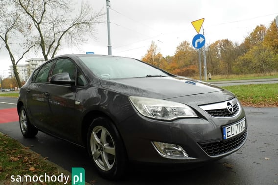 Opel Astra Hatchback 2010