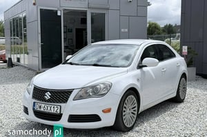 Suzuki Kizashi Sedan 2011