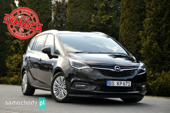 Opel Zafira Minivan 2016