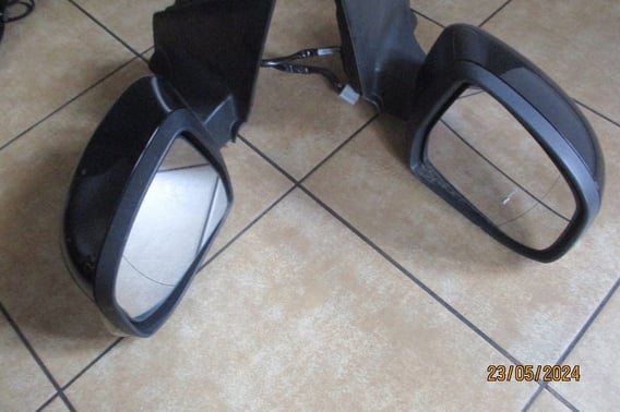FORD MONDEO MK4 LIFT LUSTERKO LEWE/PRAWE 13/9PIN G6 EU