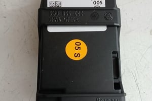 VW PASSAT B8 MODUŁ STEROWNIK USB 5G0035953C