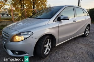 Mercedes-Benz B-Klasa Hatchback 2012
