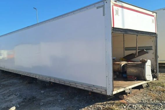 inny Kontenery o długości od 6 do 9 m 2026