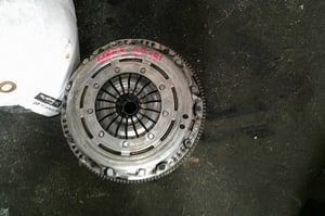 VW GOLF VIII 2,0TDI SPRZĘGŁO DWUMASOWE 05L105266E KOMPLET