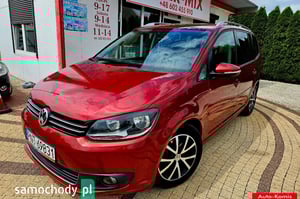 Volkswagen Touran Minivan 2011