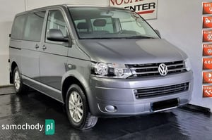 Volkswagen Caravelle Bus 2014