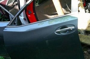NISSAN X-TRAIL T32 DRZWI PRZÓD LEWE KAD KOMPLETNE DO ZAŁOŻENIA
