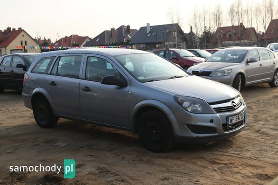 Opel Astra Kombi 2011