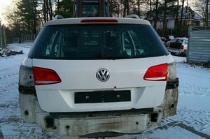 VW PASSAT B7 KOMBI KLAPA BAGAŻNIKA TYŁ LB9A