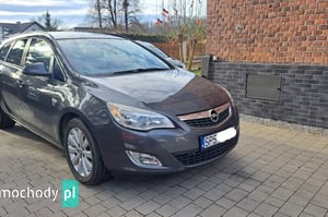 Opel Astra Kombi 2012