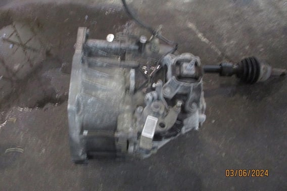 MINI COUNTRYMAN R60 1,6 SKRZYNIA BIEGÓW 7594639-06