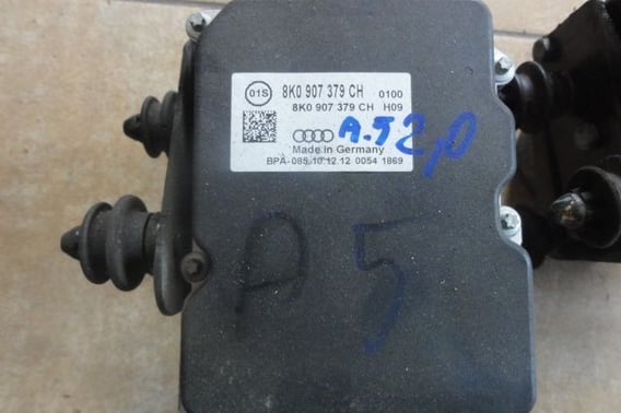 AUDI A5 A4 B8 POMPA ABS 8K0907379CK