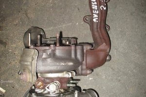 TOYOTA AVENSIS T25 2,2D-CAT TURBINA VB13