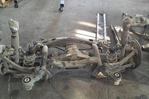 AUDI A4 B9 3,0TDI WÓZEK SANKI MOST TYŁ 0DB500043 KOMPLET