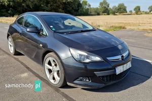 Opel Astra Coupe 2012