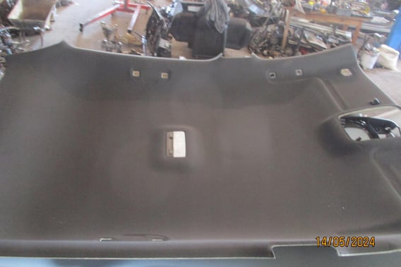 OPEL ASTRA K V HB PODSUFITKA CZARNA KOMPLETNA