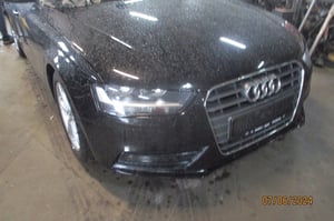 AUDI A4 B8 LIFT ZDERZAK LAMPY NADKOLA PRZÓD LY9B