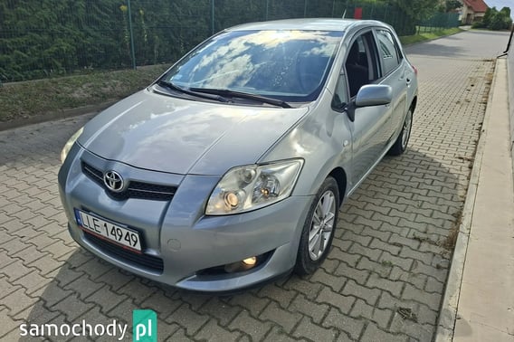 Toyota Auris Hatchback 2010