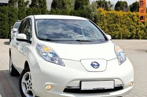 Nissan Leaf Hatchback 2012