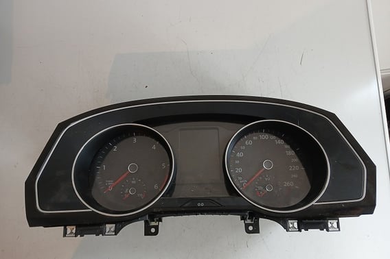 VW PASSAT B8 LICZNIK 3G0920751 EUROPA