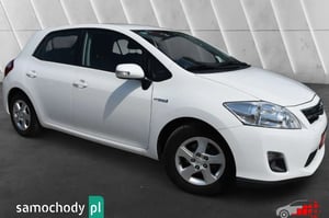 Toyota Auris Crossover 2012