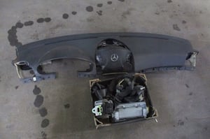 MERCEDES W211 KONSOLA AIRBAG PASY
