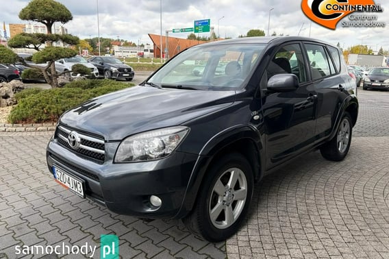 Toyota RAV4 Terenowy 2006