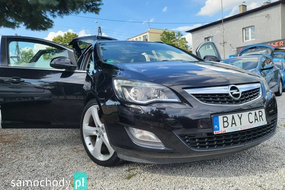 Opel Astra Kombi 2010