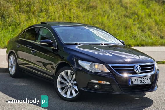 Volkswagen Passat CC Sedan 2011