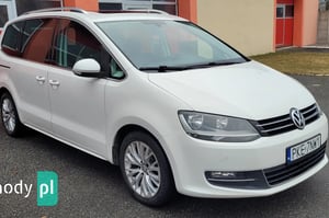 Volkswagen Sharan Minivan 2011