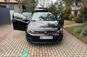 Volkswagen Golf Hatchback 2016