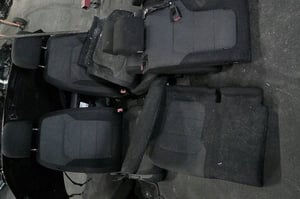 VW PASSAT B7 KOMBI FOTELE KANAPA BOCZKI EU