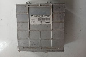 AUDI A4 B5 MODUŁ STEROWNIK SILNIKA 8D0907557C