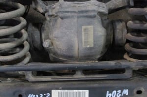 MERCEDES W204 2,2CDI TYLNY MOST 2043504914