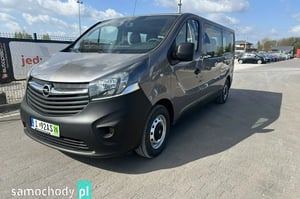 Opel Vivaro Bus 2015