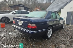 Mercedes-Benz E-Klasa Sedan 1994