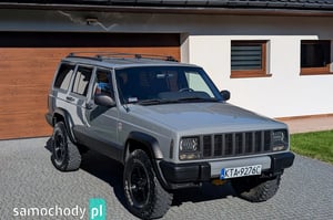 Jeep Cherokee SUV 2000
