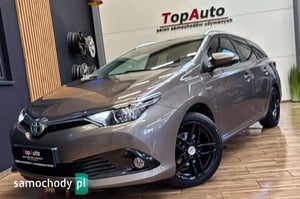 Toyota Auris Kombi 2016