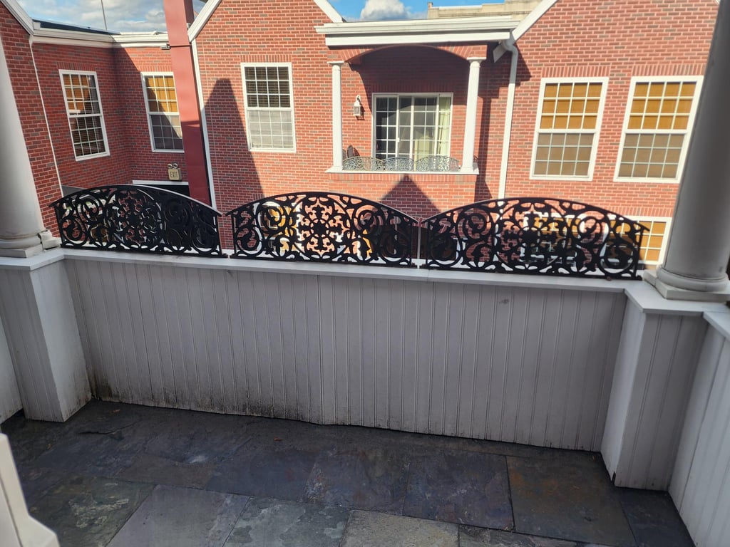 Courtyard photograph of 15 South Hamilton Street, Poughkeepsie, NY 12601